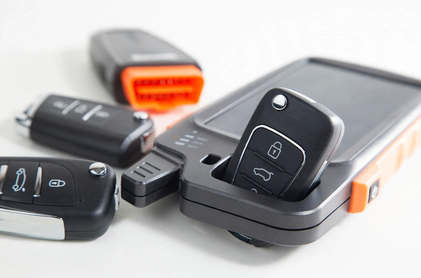 Precision laser key cutting for car key replacement